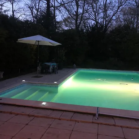 With Pool In Private Golf Saint-Sulpice-et-Cameyrac