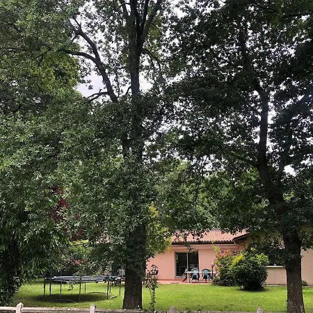 With Pool In Private Golf * Saint-Sulpice-et-Cameyrac