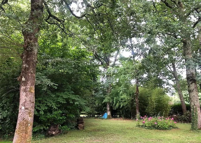 With Pool In Private Golf Vila Saint-Sulpice-et-Cameyrac