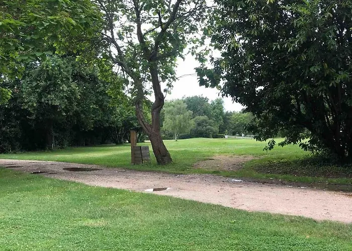 Vila With Pool In Private Golf