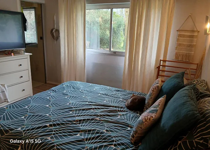 With Pool In Private Golf Saint-Sulpice-et-Cameyrac