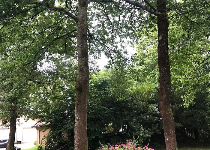 With Pool In Private Golf * Saint-Sulpice-et-Cameyrac